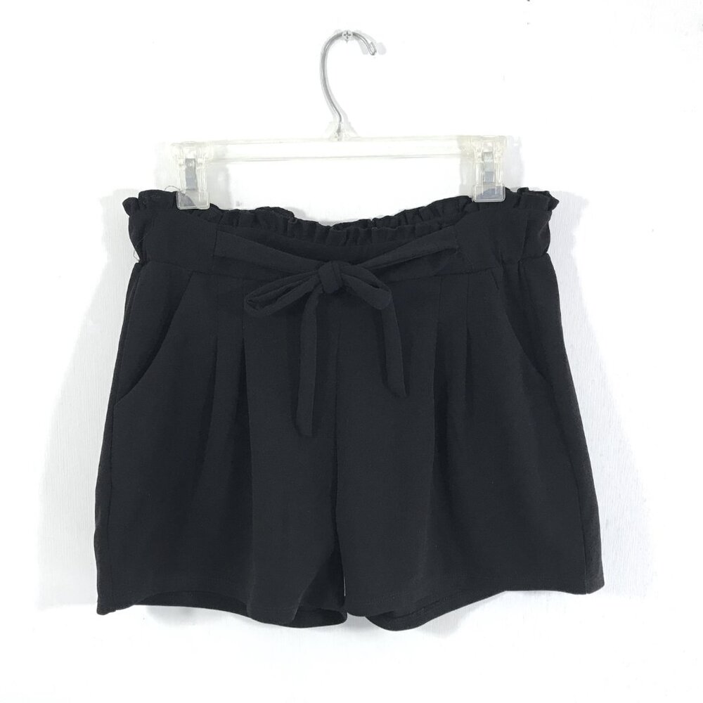 Olivia Rose High Rise Black Paperbag Shorts with Pockets and Tie Waist L